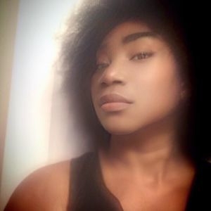 Meet your Posher, Yvette